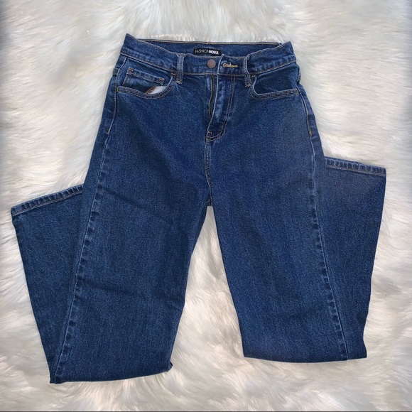 Fashion Nova High Rise Mom Jeans - Picture 1 of 3